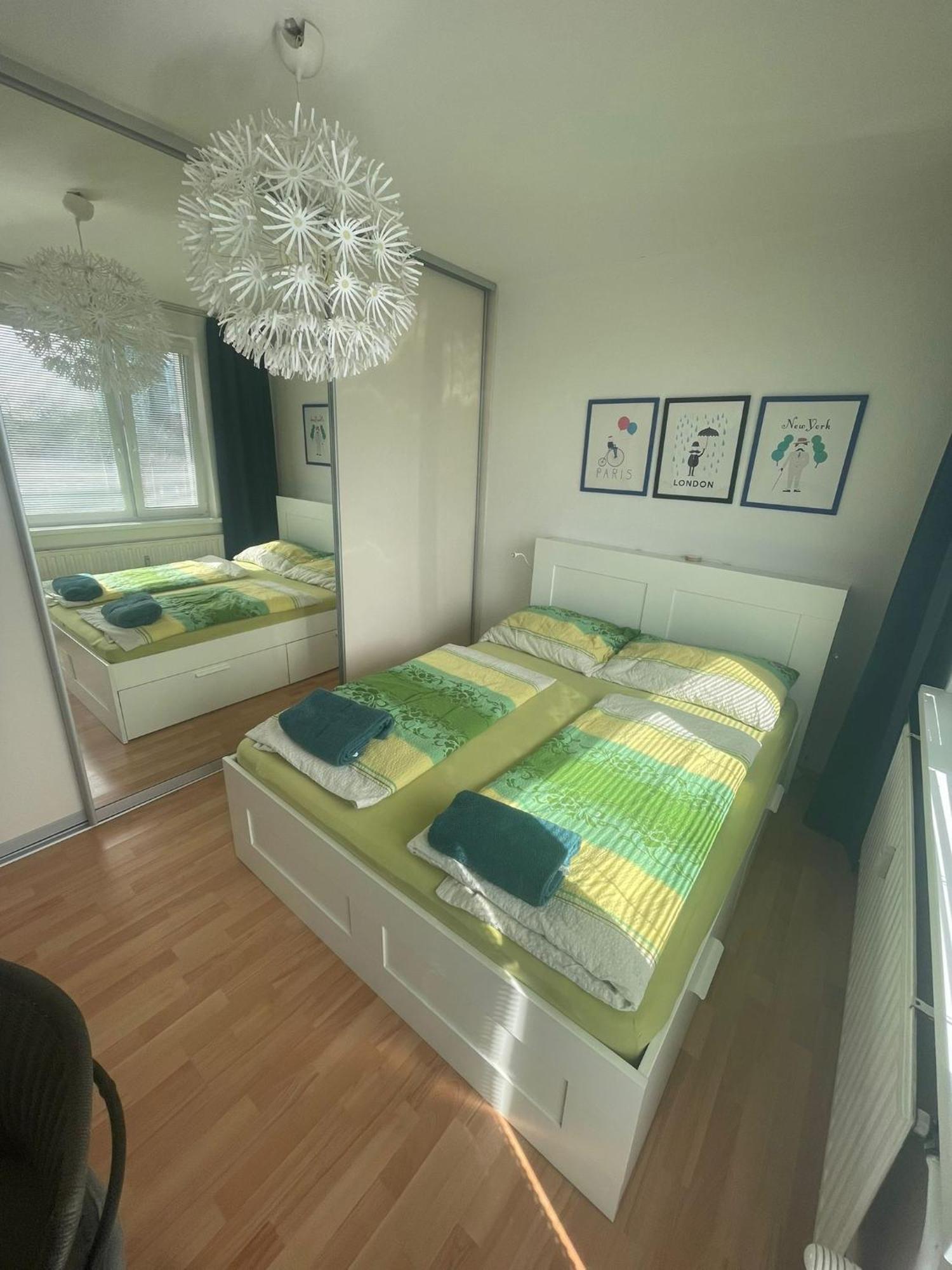 Park View City Center Location Apartment With Balcony Bratislava Buitenkant foto