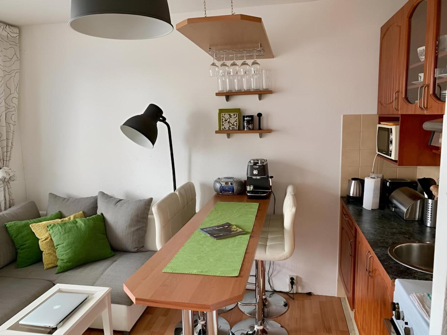 Park View City Center Location Apartment With Balcony Bratislava Buitenkant foto